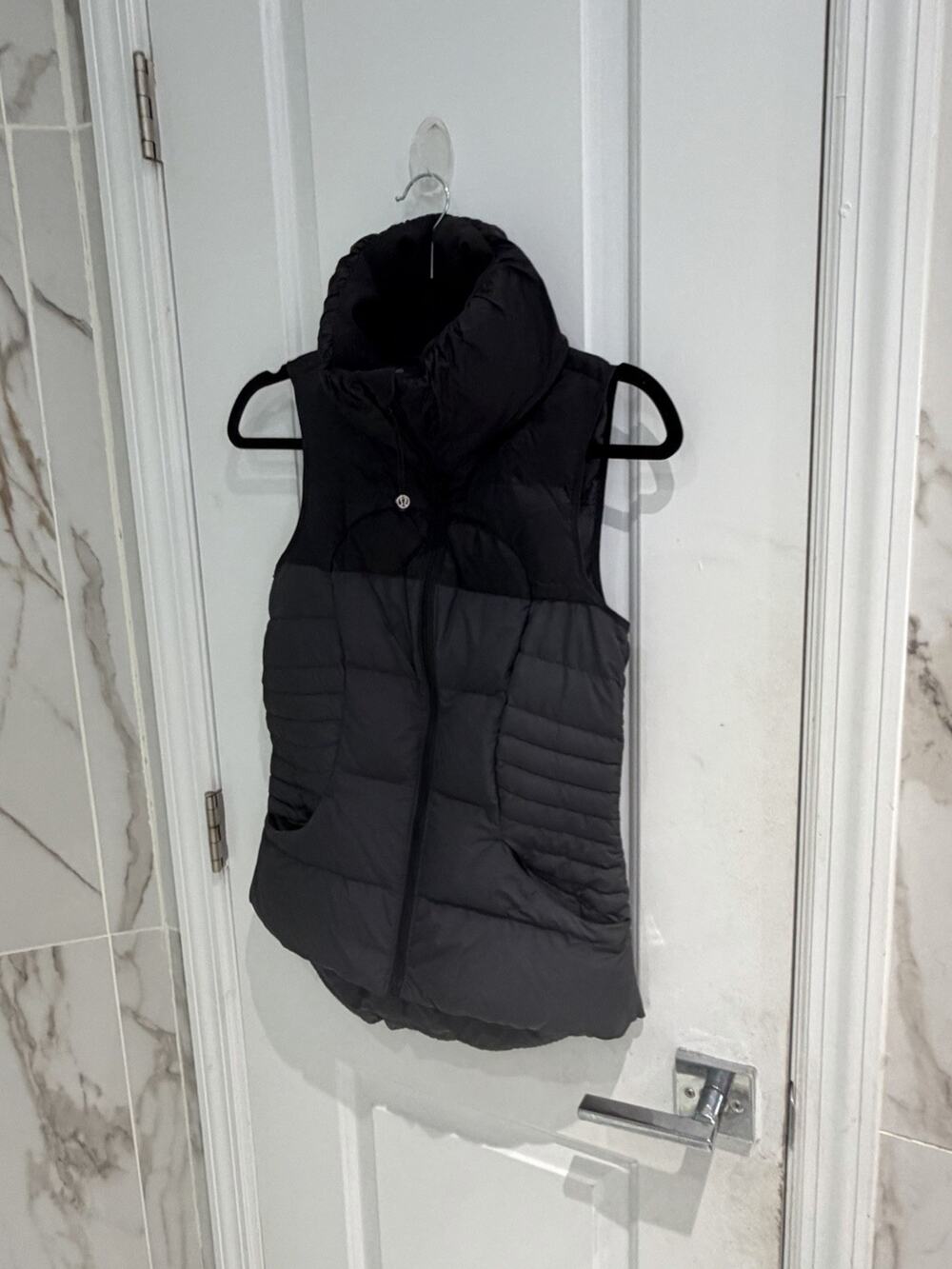 Lululemon Down Women’s Black Vest Insulated Goose Down Glyde Zip Up Black Size 4